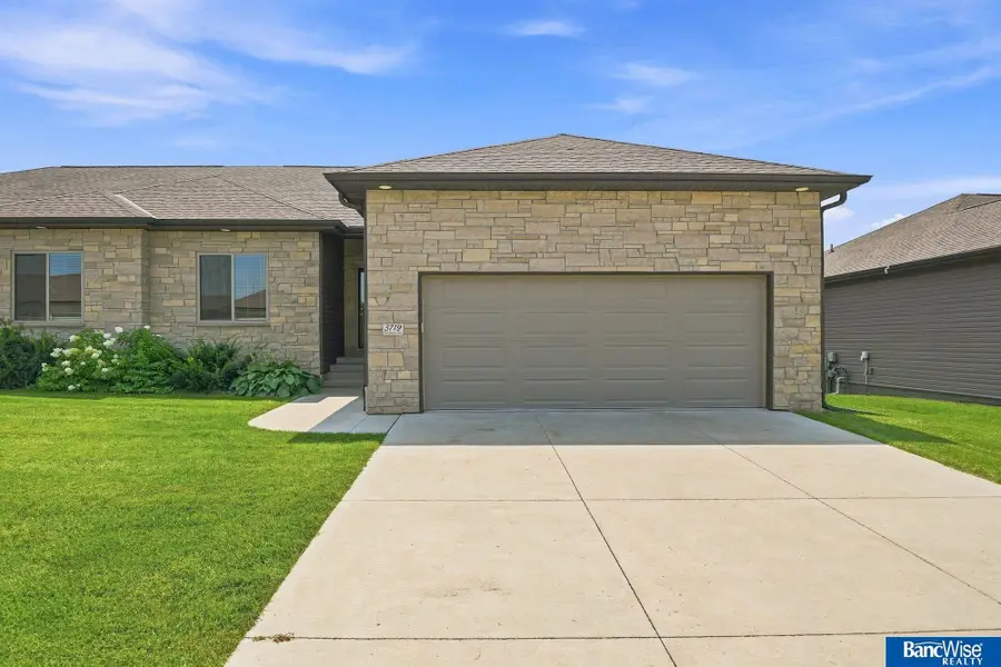 3719 Broadbear Road, Lincoln, NE 68516 - #3