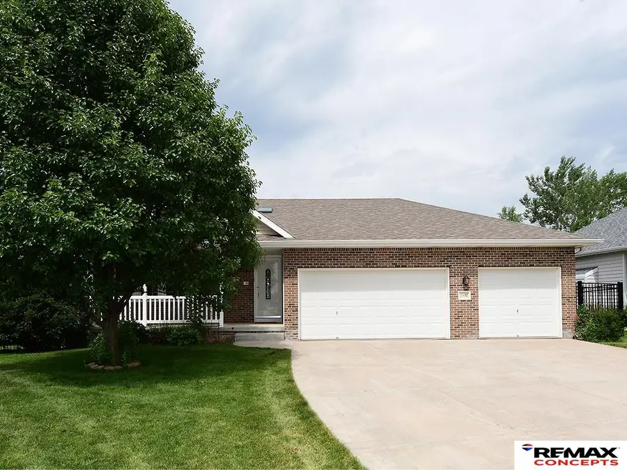10402 N 150th Street, Bennington, NE 68007 - #2