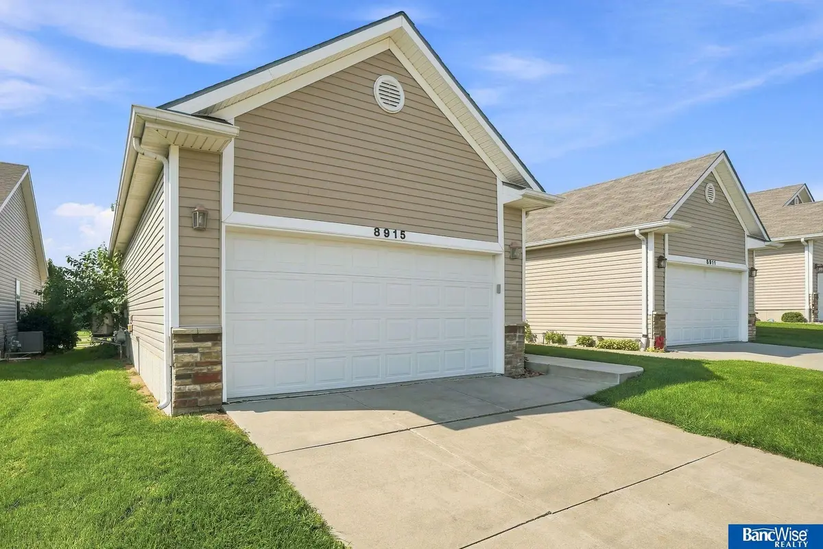 8915 Blacksmith Court, Lincoln, NE 68507 - #1