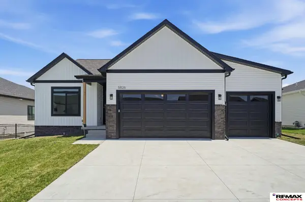 5826 SW 9th Street, Lincoln, NE 68523