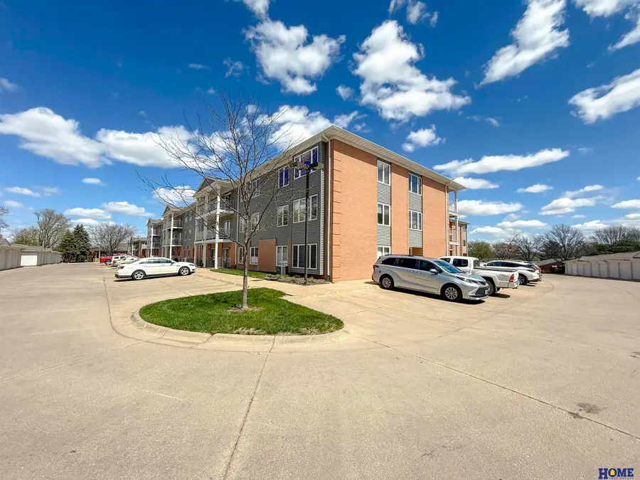 3001 S 51st Street Court #537, Lincoln, NE 68506 - #3