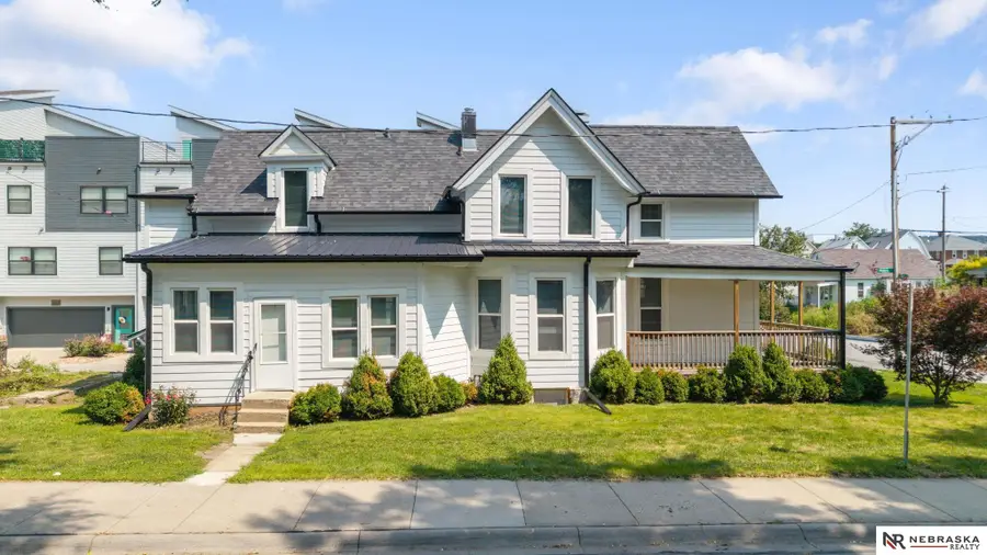924 S 31 Street, Omaha, NE 68105 - #2