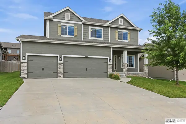 4801 N 181st Street, Elkhorn, NE 68022