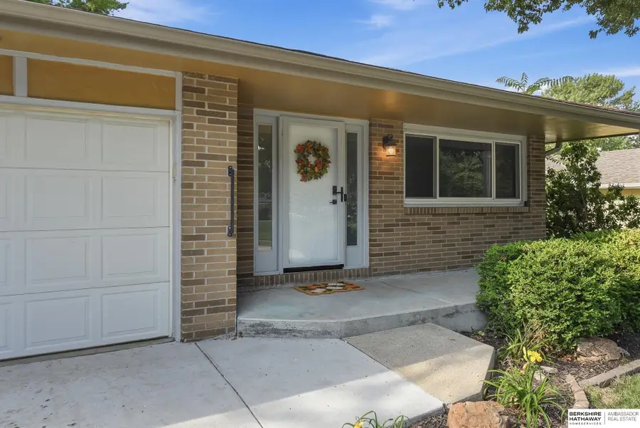 6021 Skylark Lane, Lincoln, NE 68516 - #3