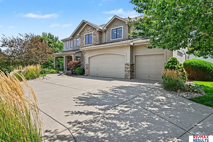 1207 S 195 Street, Omaha, NE 68130 - #2