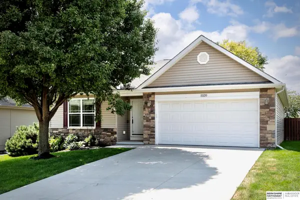 5520 N 151st Street, Omaha, NE 68116