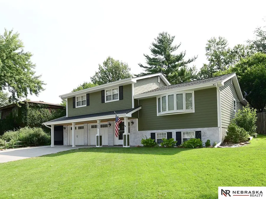 3620 S 34th Street, Lincoln, NE 68506 - #2