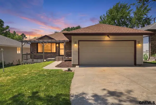 4523 S 58th Street, Lincoln, NE 68516