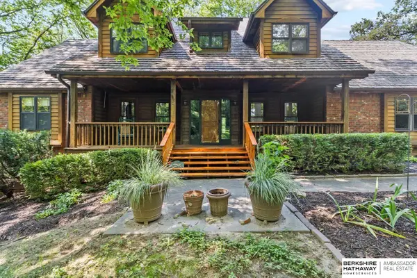 12600 Oakridge Court, Council Bluffs, IA 51503