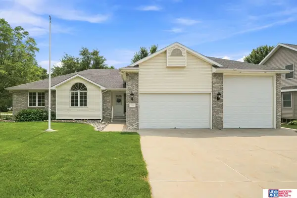 7761 Lowell Avenue, Lincoln, NE 68506