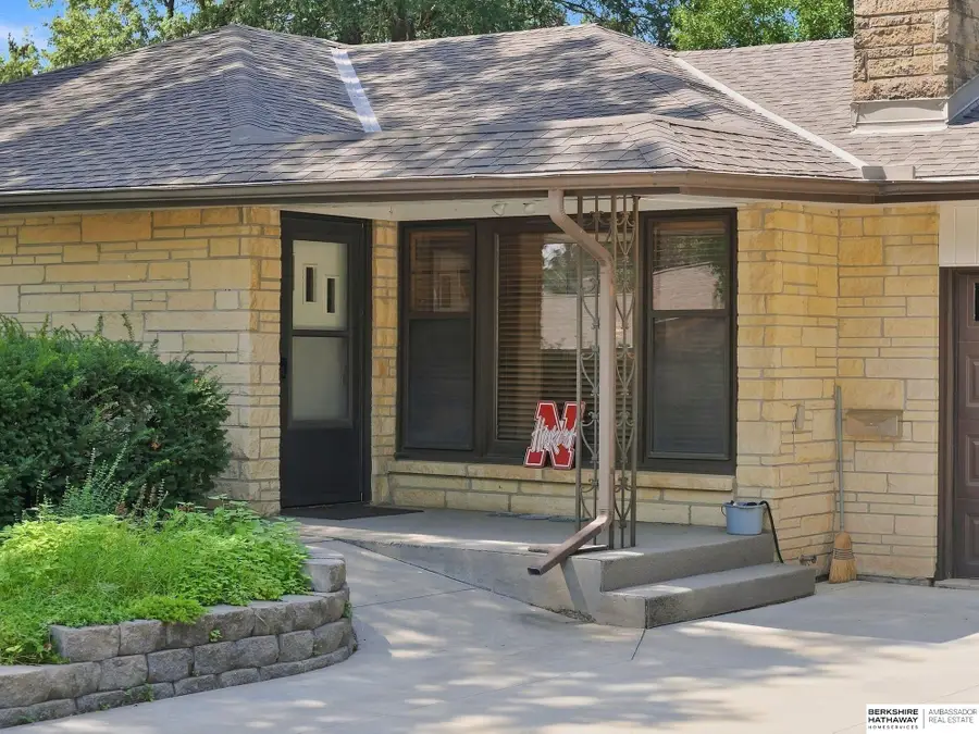 435 S Cotner Boulevard, Lincoln, NE 68510 - #2