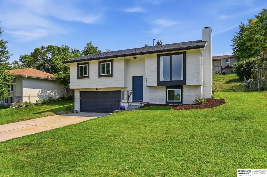 13005 Crown Point Avenue, Omaha, NE 68164 - #3