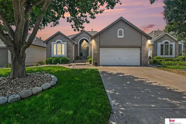 10022 S 172 Circle, Omaha, NE 68136