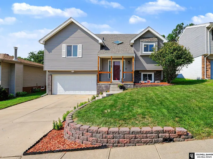 10628 Hartman Avenue, Omaha, NE 68134 - #2
