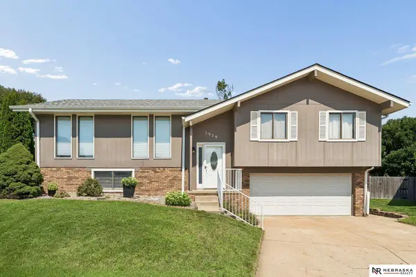 5929 S 109th Street Circle, Omaha, NE 68137