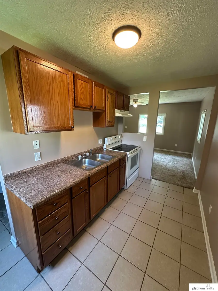 2015 N 37th Street, Omaha, NE 68111 - #2