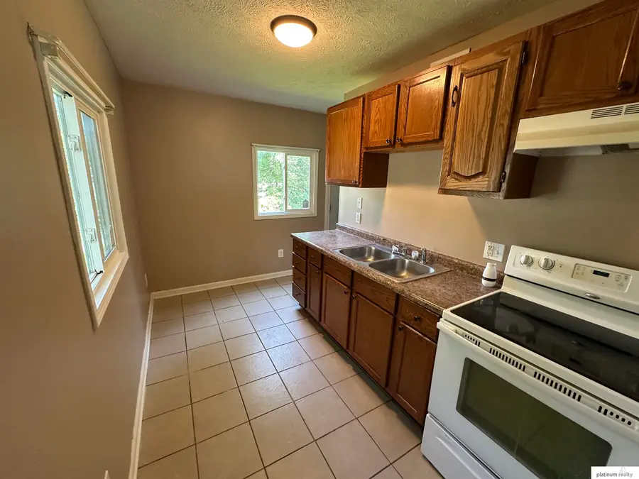 2015 N 37th Street, Omaha, NE 68111 - #3
