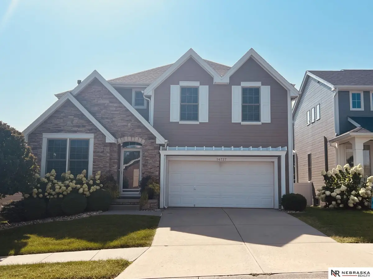 14727 Laurel Plaza, Omaha, NE 68116 - #1