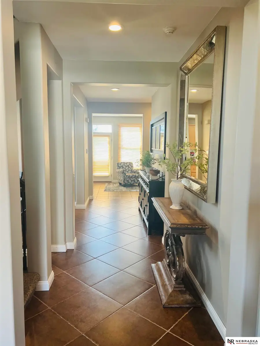14727 Laurel Plaza, Omaha, NE 68116 - #2