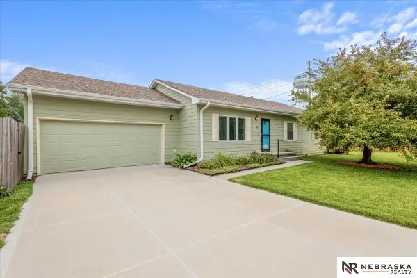 402 7th Street, Waterloo, NE 68069-9999