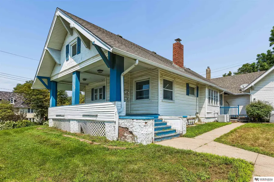 5148 Dodge Street, Omaha, NE 68132 - #3