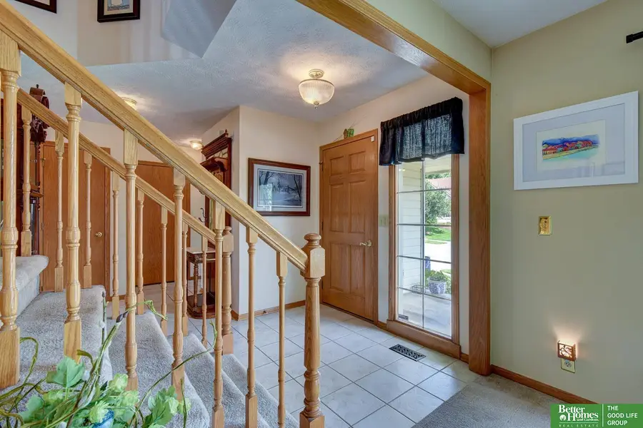 2145 Cobblestone Road, Papillion, NE 68133 - #3