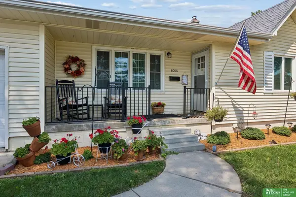 8006 Nina Street, Omaha, NE 68124