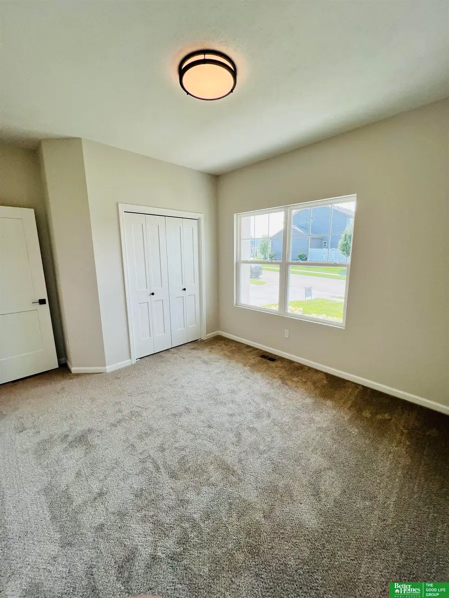 17526 Willit Street, Bennington, NE 68007 - #2