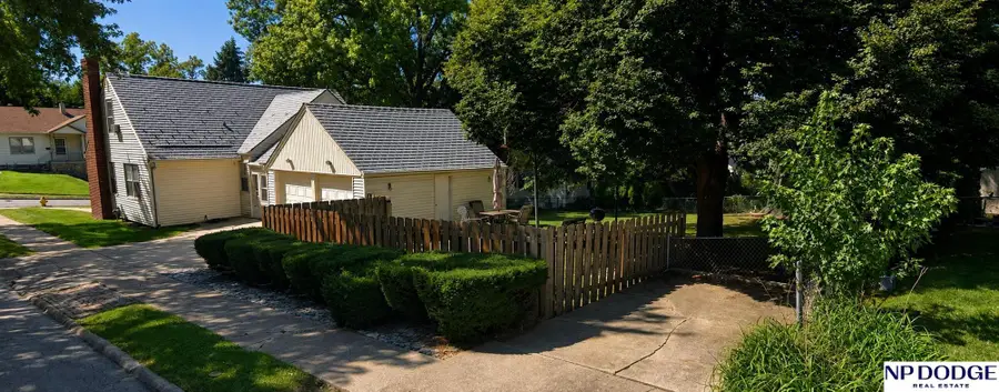 6302 Pierce Street, Omaha, NE 68106 - #3