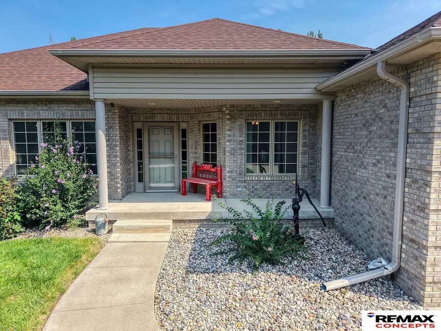 404 Grove Street, Ashland, NE 68003 - #2
