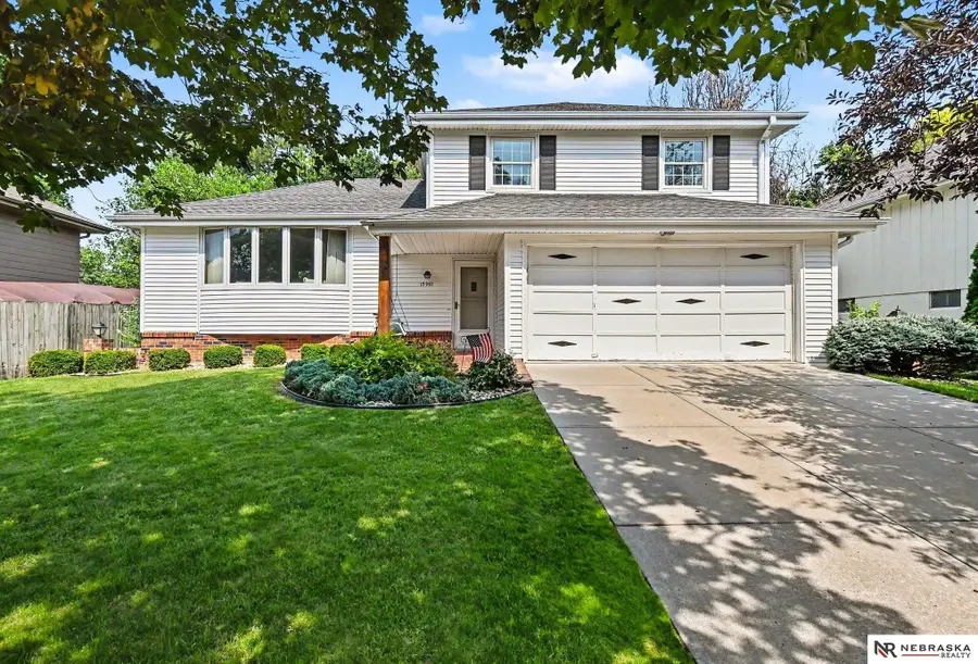 13992 Woolworth Circle, Omaha, NE 68144 - #2