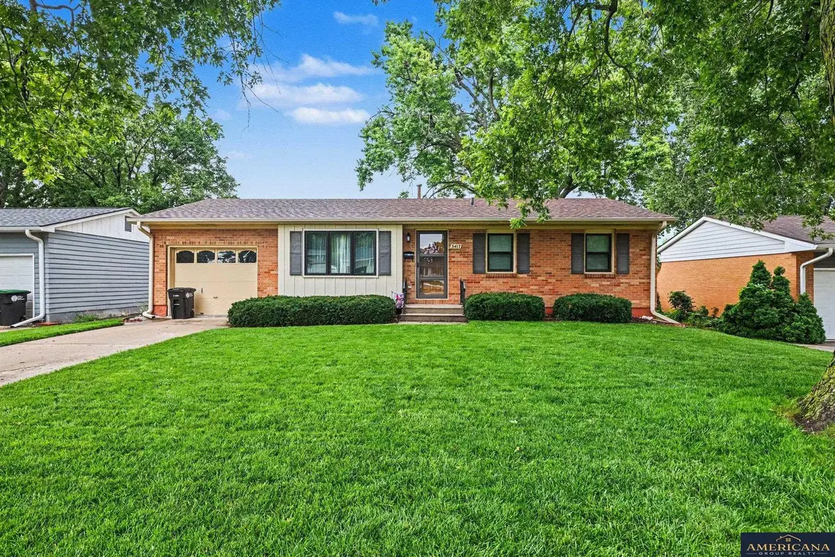 3417 S 126 Avenue, Omaha, NE 68144 - #1
