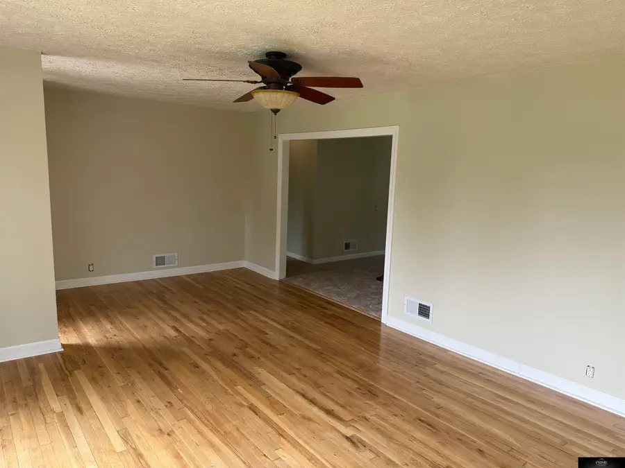 536 S 85th Street, Omaha, NE 68114 - #2