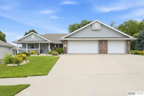 3941 S 183rd Avenue, Omaha, NE 68130