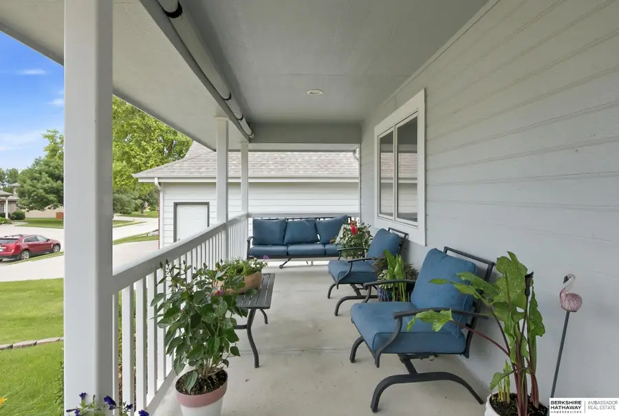 3941 S 183rd Avenue, Omaha, NE 68130 - #2