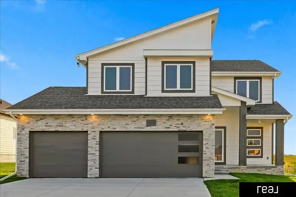 5512 N 190th Avenue, Elkhorn, NE 68022
