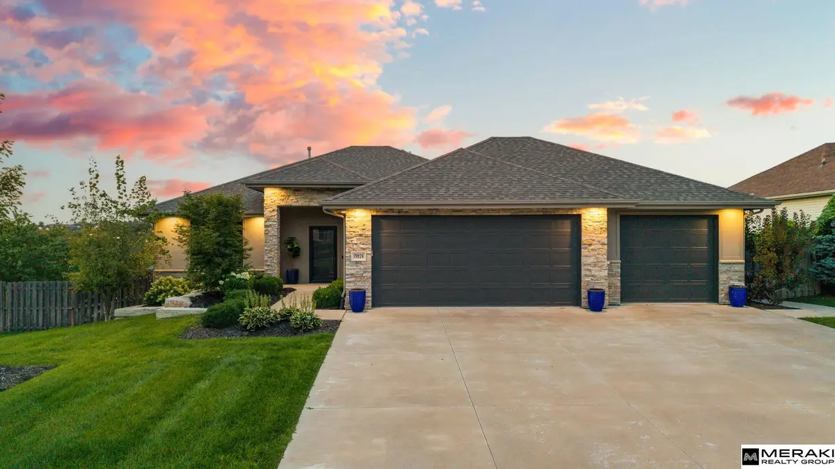 19826 Chicago Street, Elkhorn, NE 68022 - #1