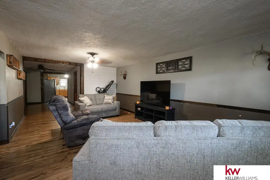 1012 Thayer Avenue, Chester, NE 68327 - #3