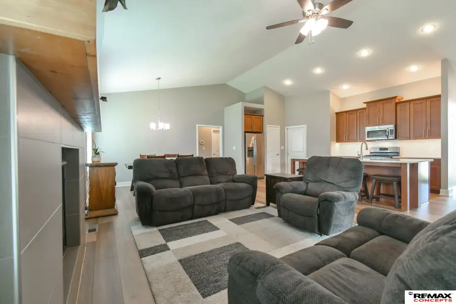 6301 Kelsey Lane, Lincoln, NE 68516 - #3