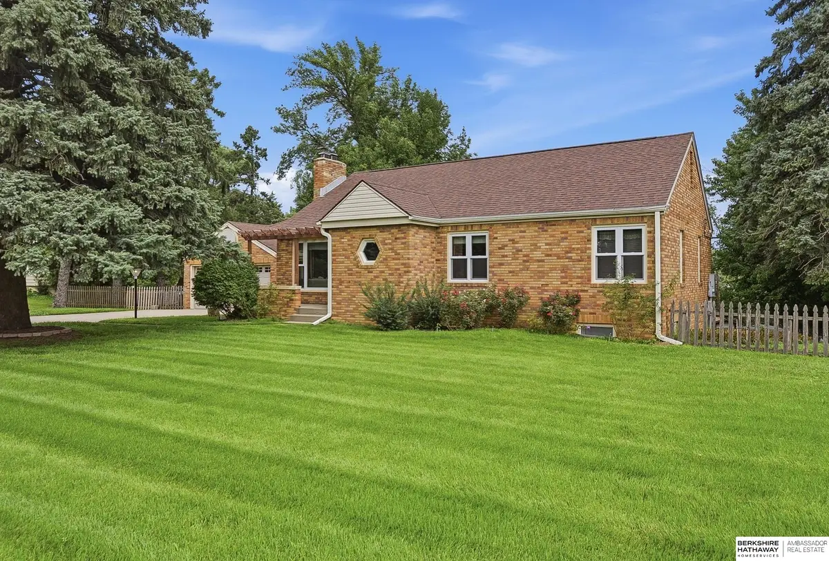 3711 Aurora Drive, Omaha, NE 68134 - #1