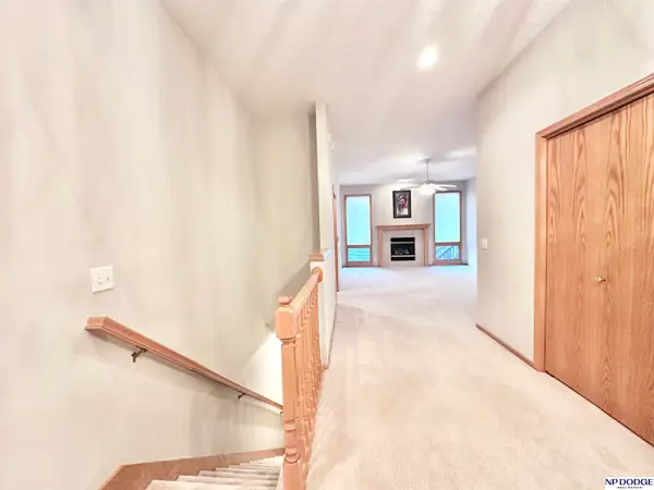 15520 Parker Street, Omaha, NE 68154