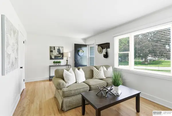 4625 Valley Street, Omaha, NE 68106