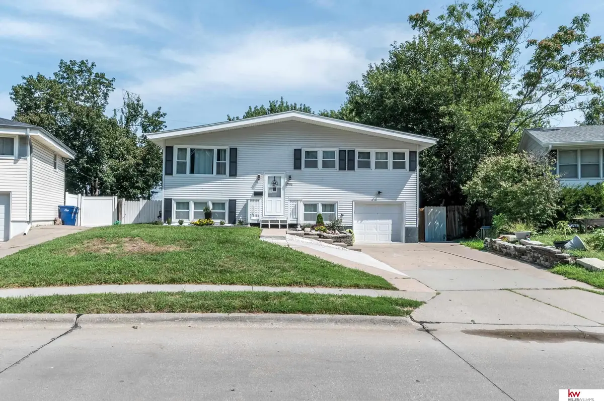 7706 Seymour Street, Ralston, NE 68127 - #1