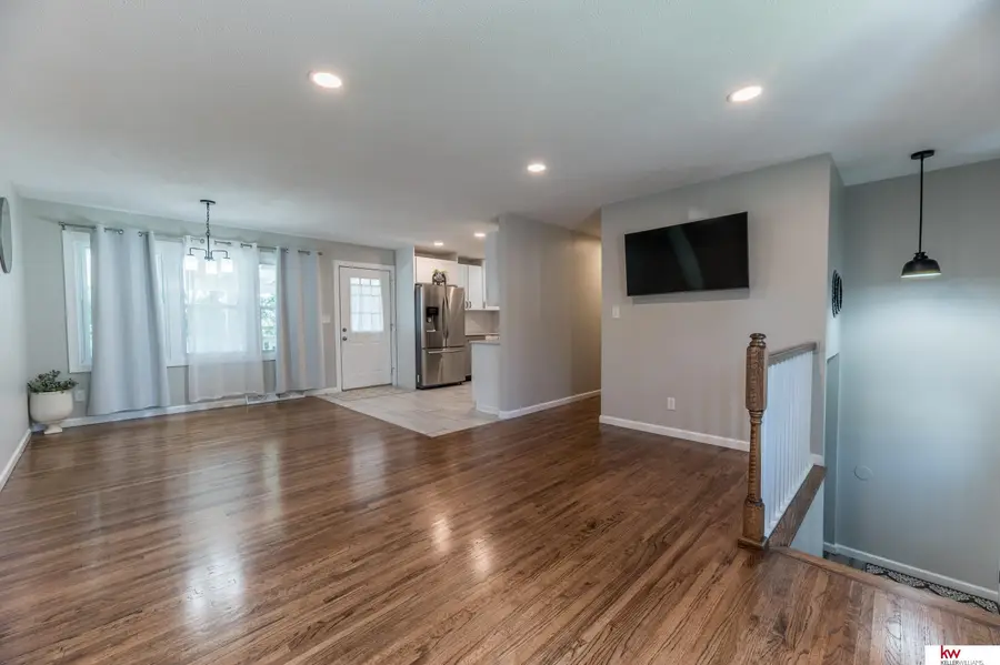 7706 Seymour Street, Ralston, NE 68127 - #3