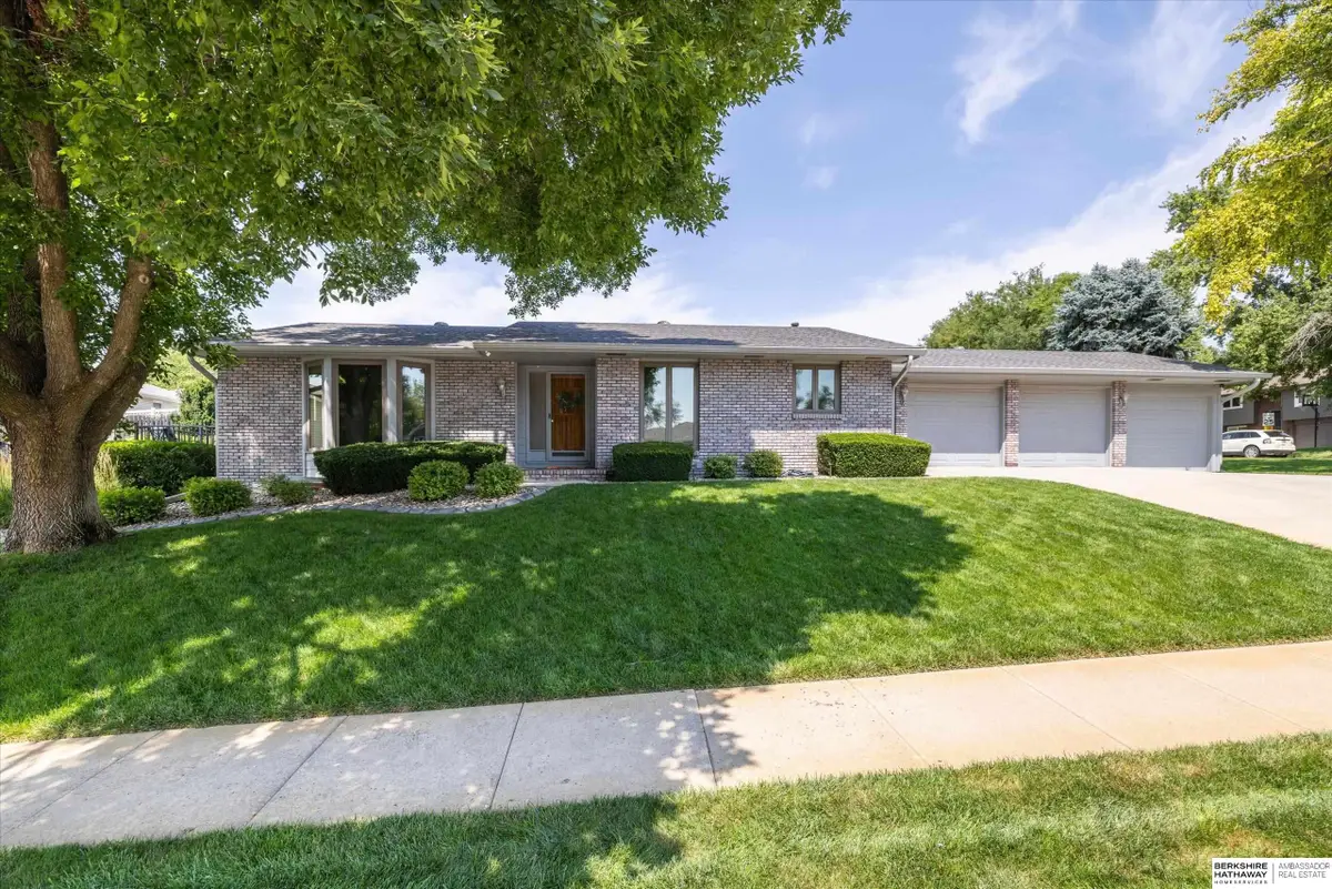 15664 N 2nd Street, Bennington, NE 68007 - #1