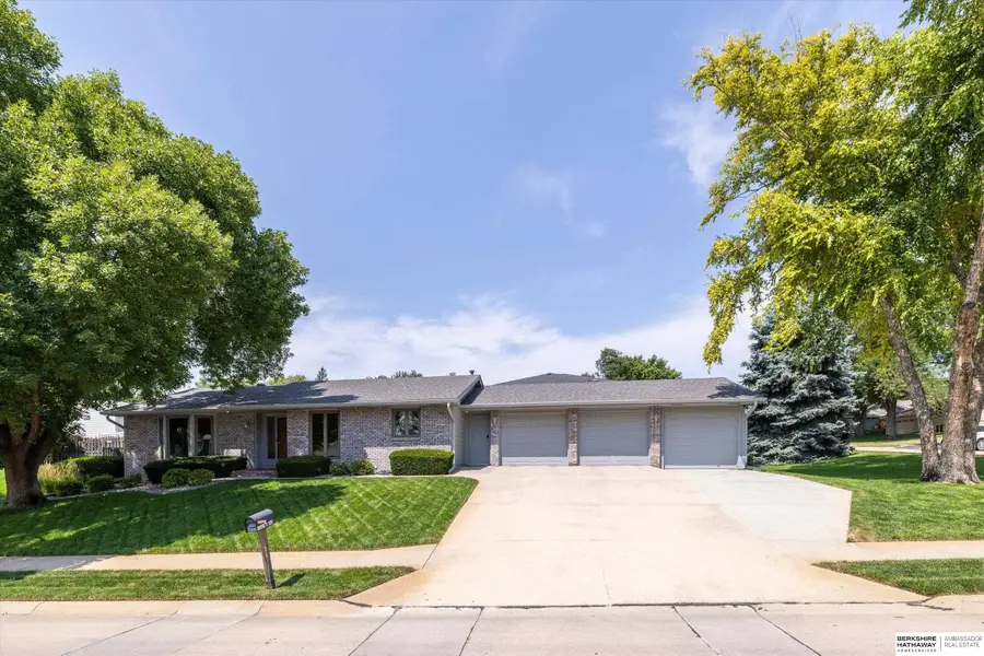 15664 N 2nd Street, Bennington, NE 68007 - #3