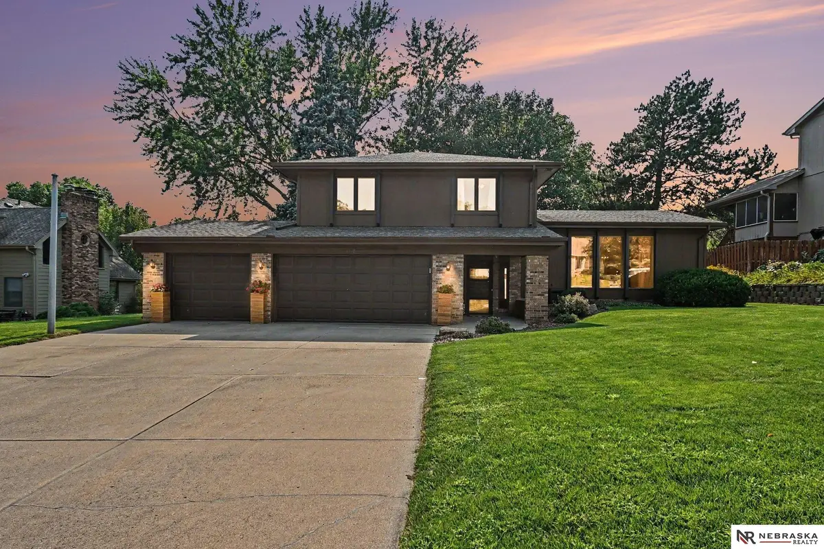 1012 N 128th Street, Omaha, NE 68154 - #1