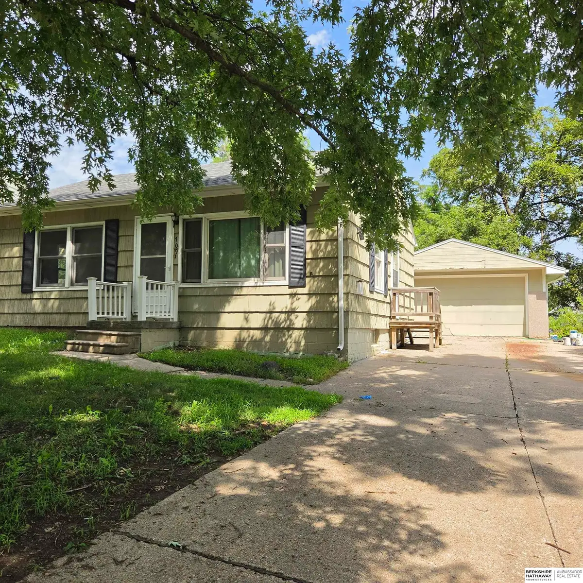 709 N 77th Avenue, Omaha, NE 68114 - #1