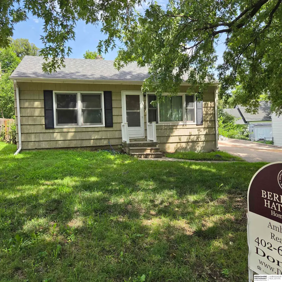 709 N 77th Avenue, Omaha, NE 68114 - #2