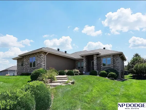 19001 Cuming Circle, Omaha, NE 68022